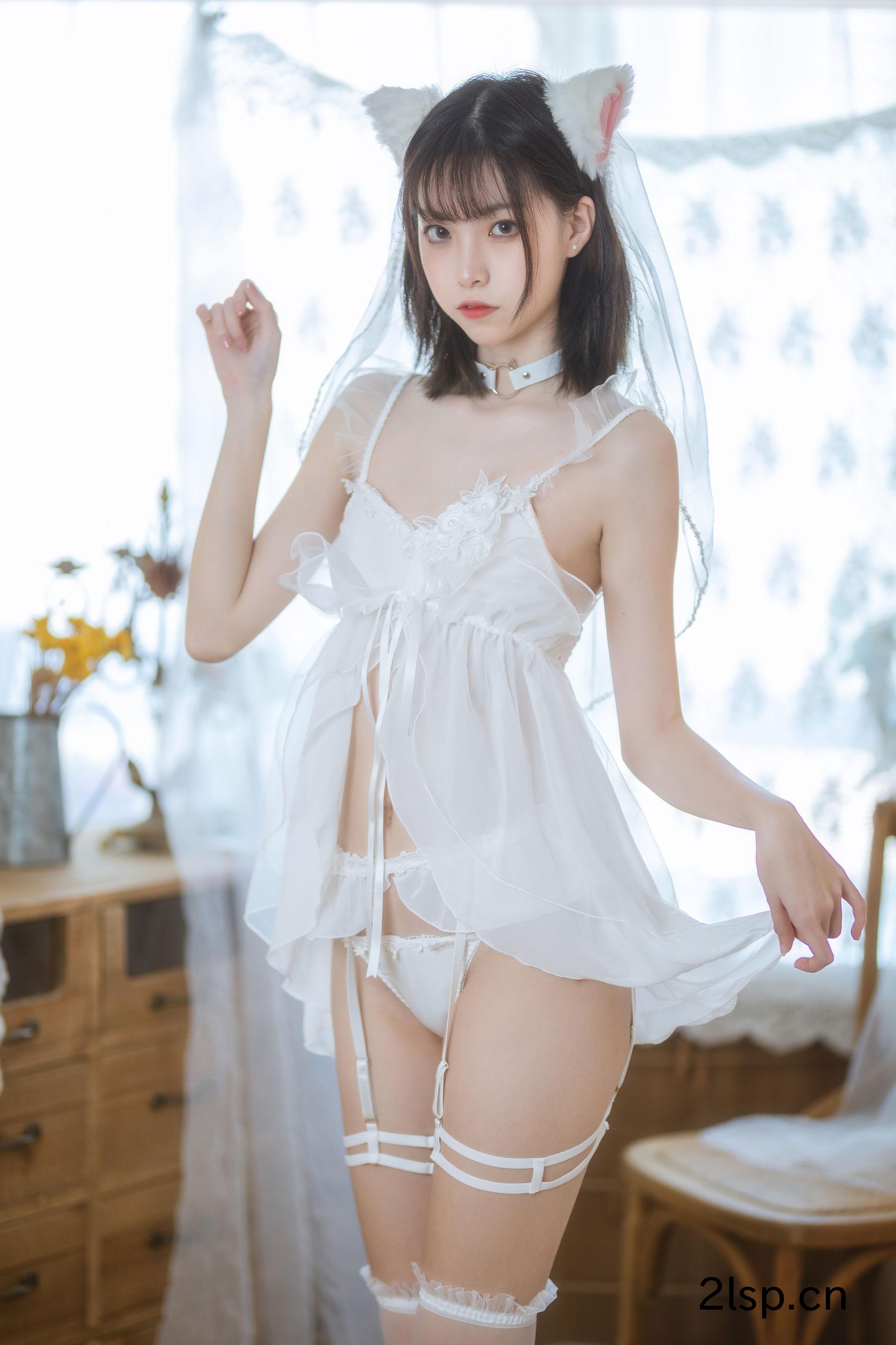 [福利COS]许岚-少女白色裙